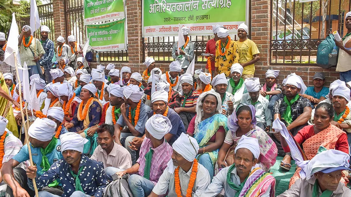 Protest against Netarhat Field Firing Range project