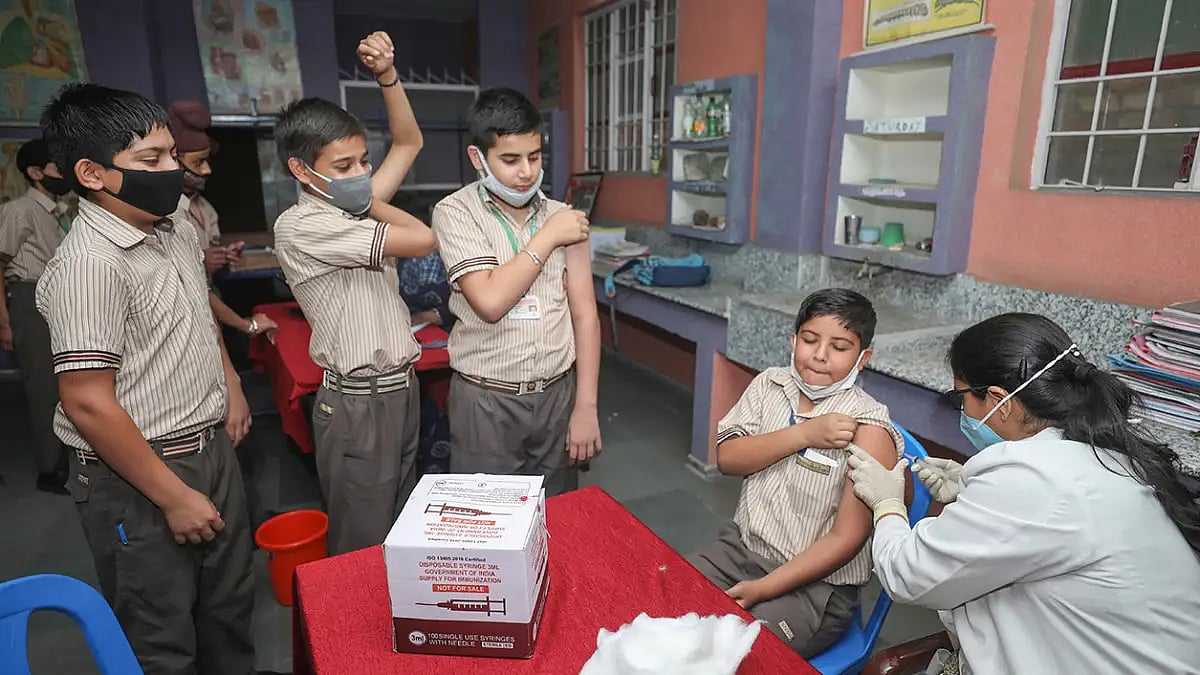 India Registers New 3,303 Covid-19 Cases, Active Cases Increase To 16,980