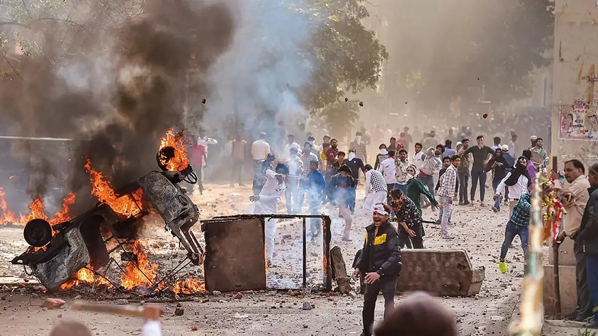 Jahangirpuri Violence: Delhi Police Arrests Two Men Who Gave Swords To Crowd 