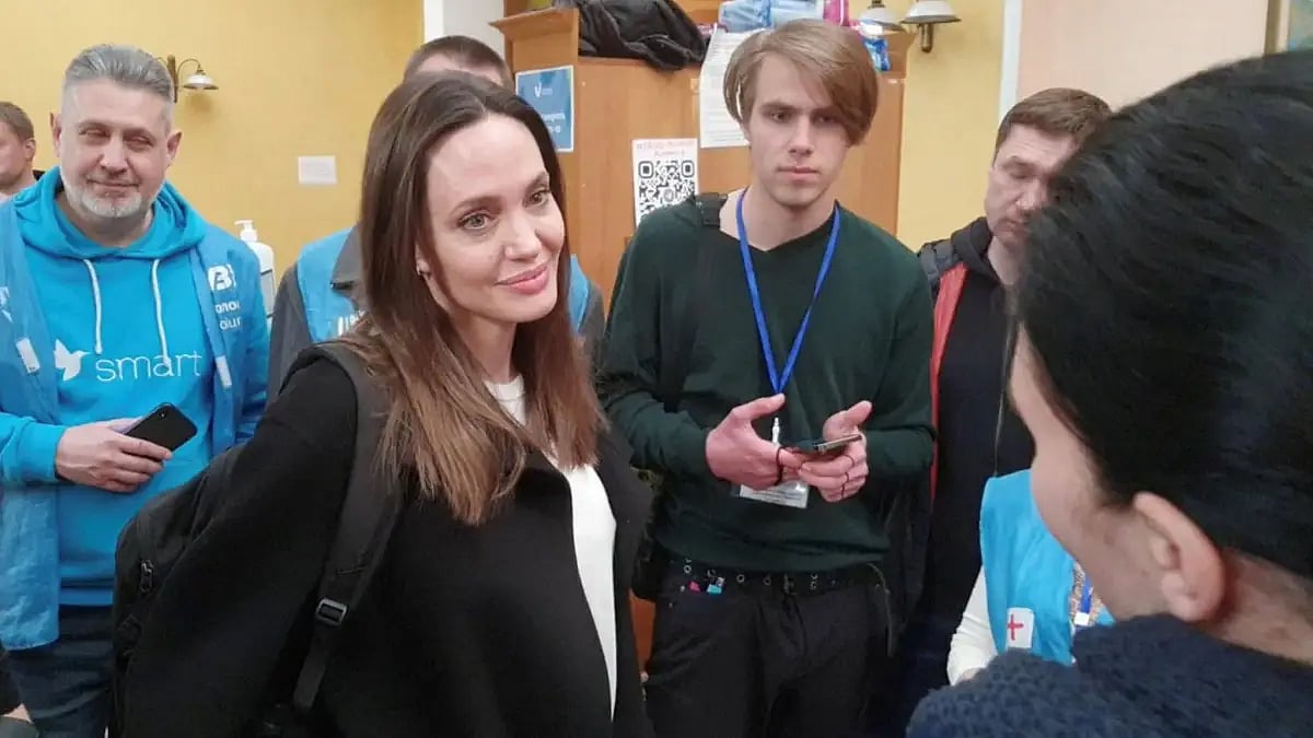 Angelina Jolie Interacts With People In Ukraine