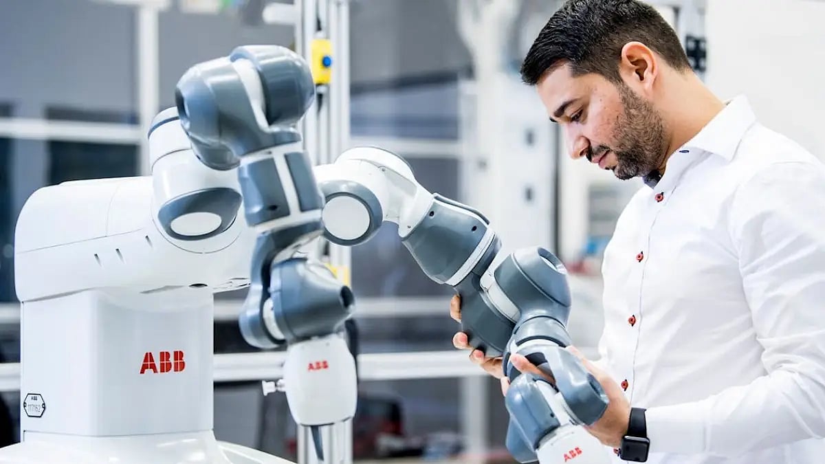 Robots Not Only Dousing Fires But Also Saving Firemen's Lives: DFS