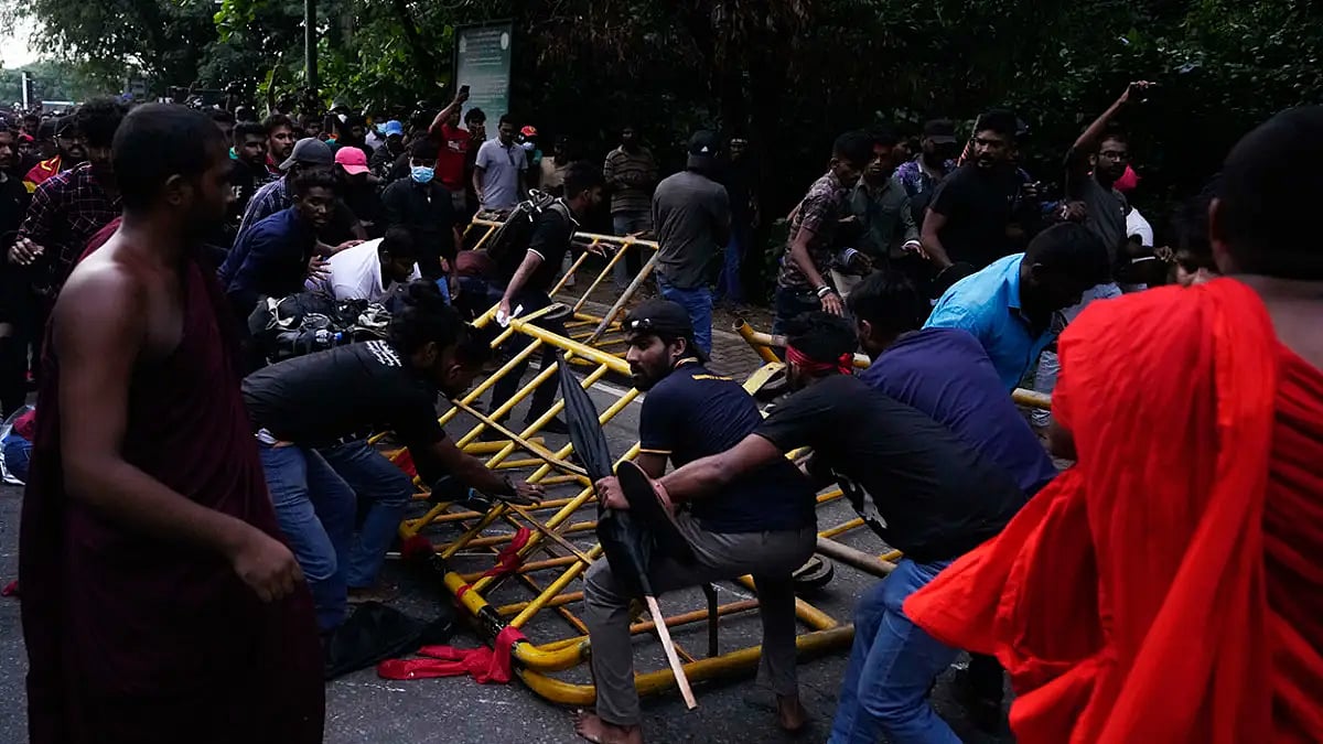 Sri Lanka Crisis: Trade Unions Strike Demanding President Gotabaya's Resignation Cripple The Country