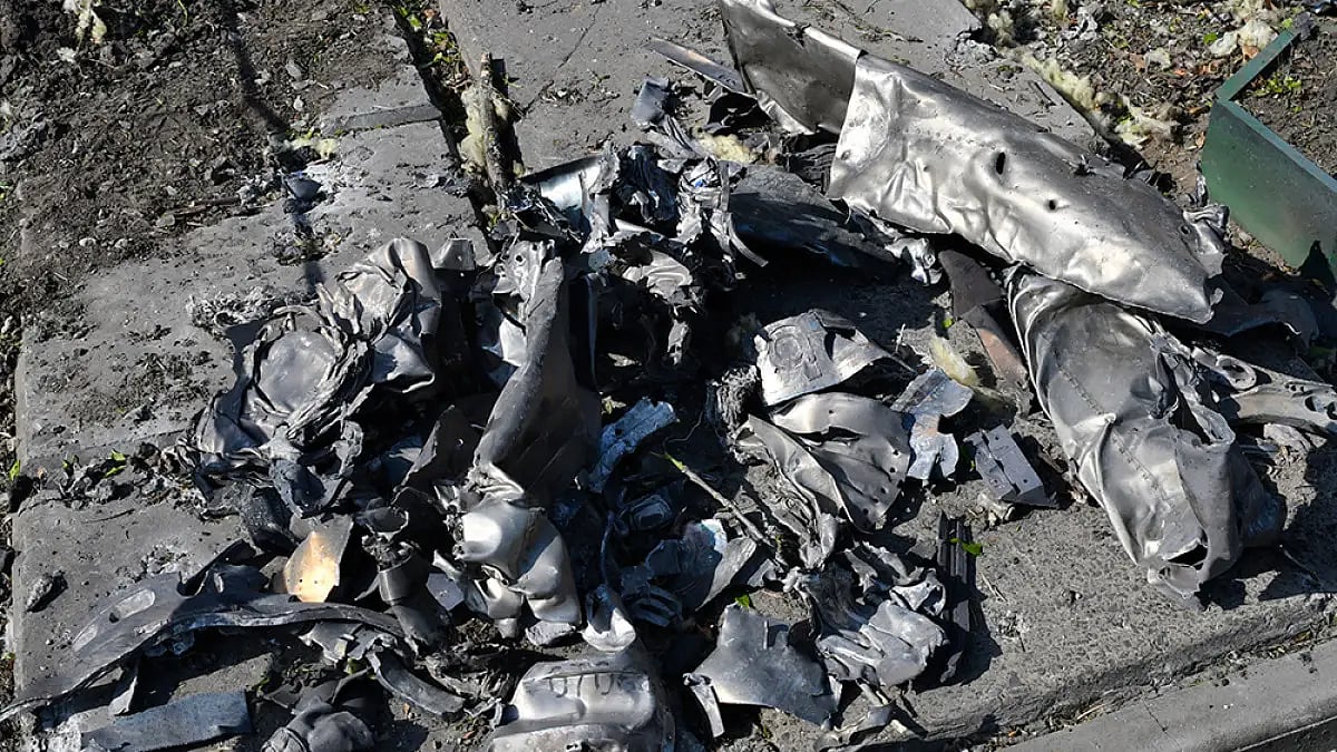 Everything shook: Last Civilians Leave Ukraine Steel Mill