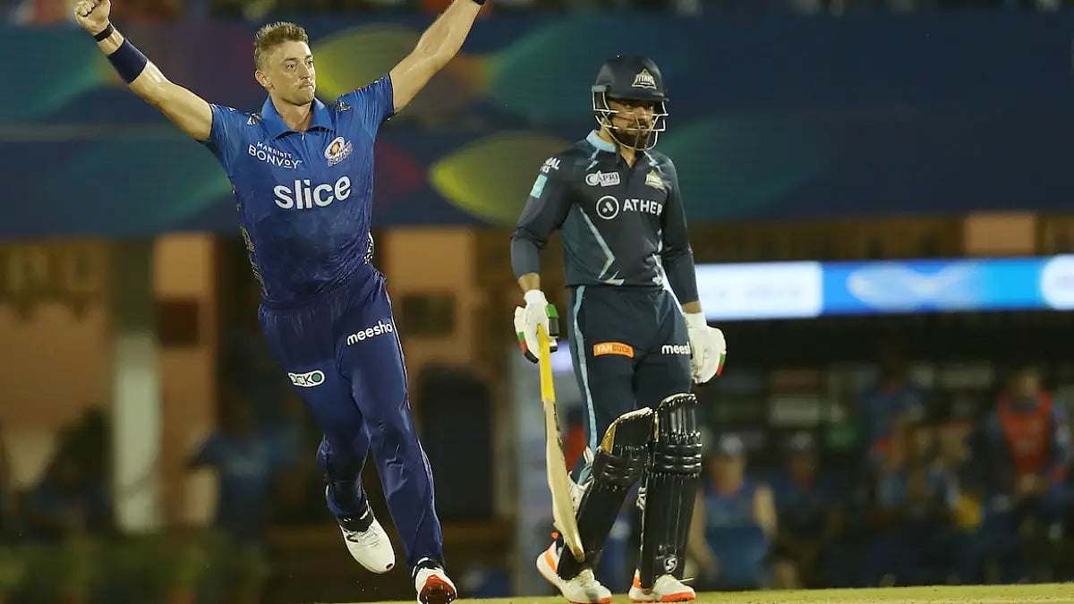 Daniel Sams celebrates after Mumbai Indians' win over Gujarat Titans in IPL 2022. 