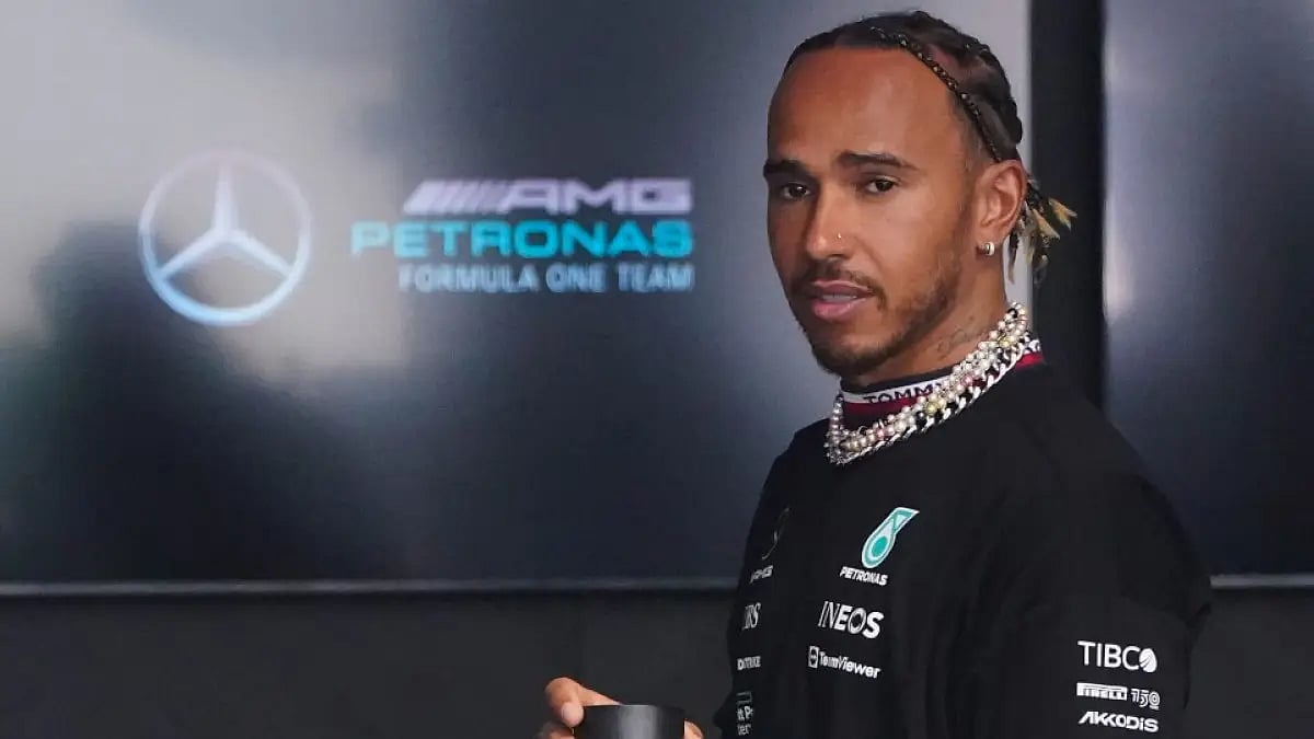 Lewis Hamilton arrives for Miami Grand Prix wearing various items of jewellery.