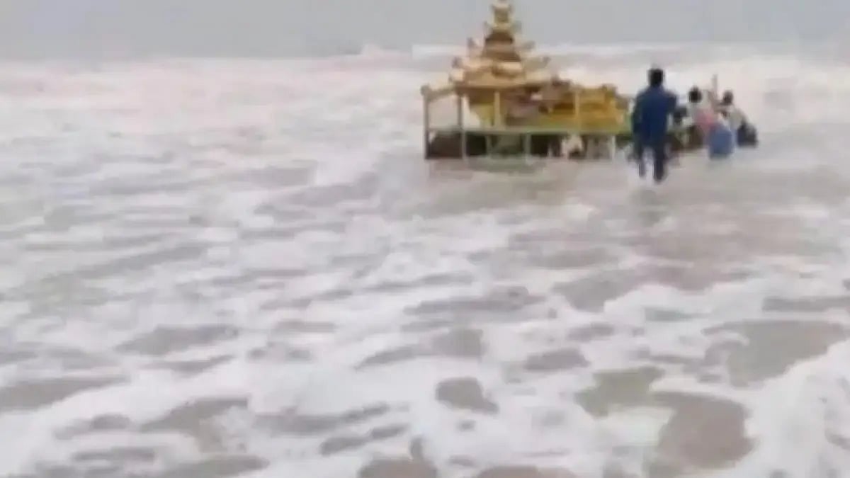 A mysterious golden-chariot drifted afloat to North Andhra Pradesh shore