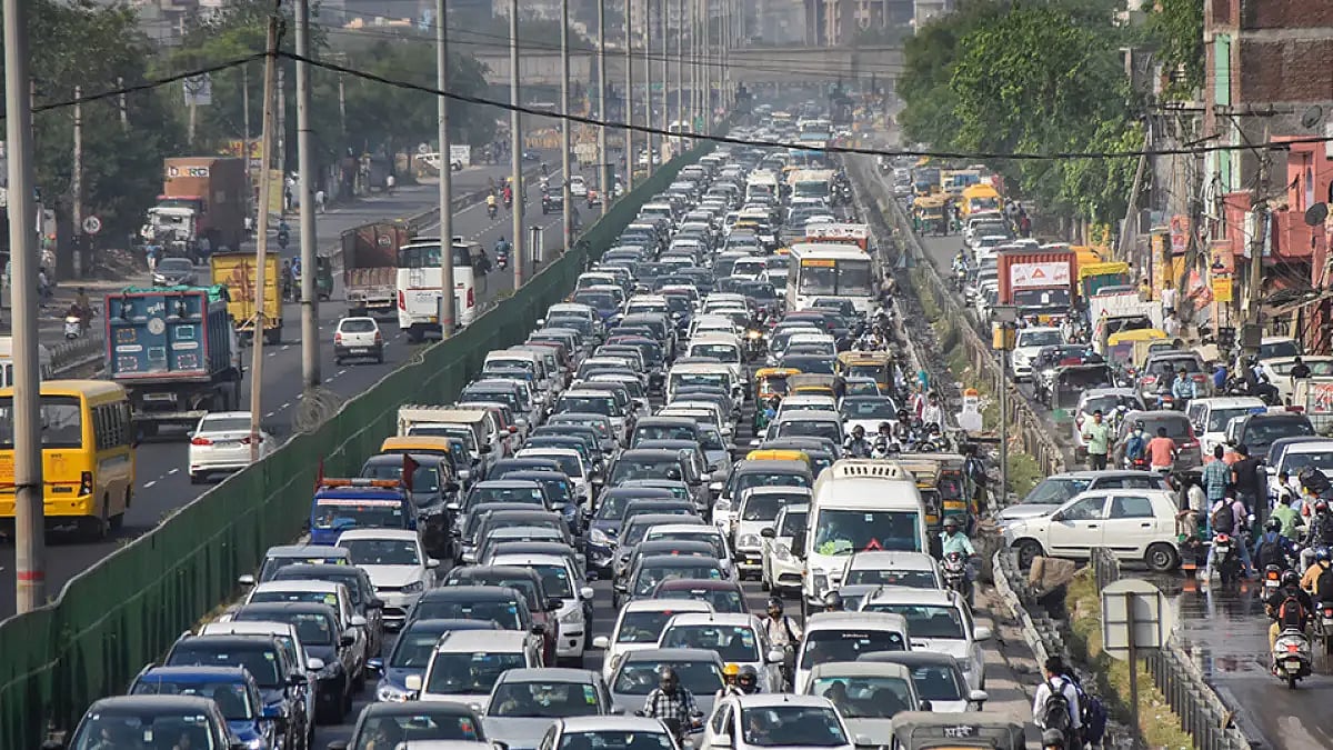 Traffic Snarls In Central Delhi Due To Farmers' 'Mahapanchayat'