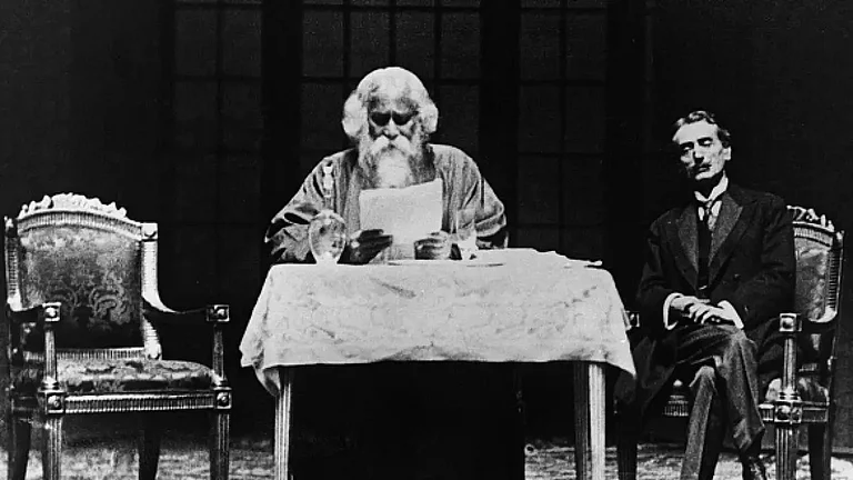 Rabindranath Tagore - null