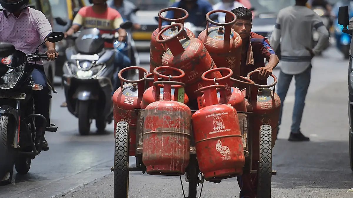 No LPG Subsidy To Households, Rs 200 LPG Dole limited To Ujjwala Beneficiaries