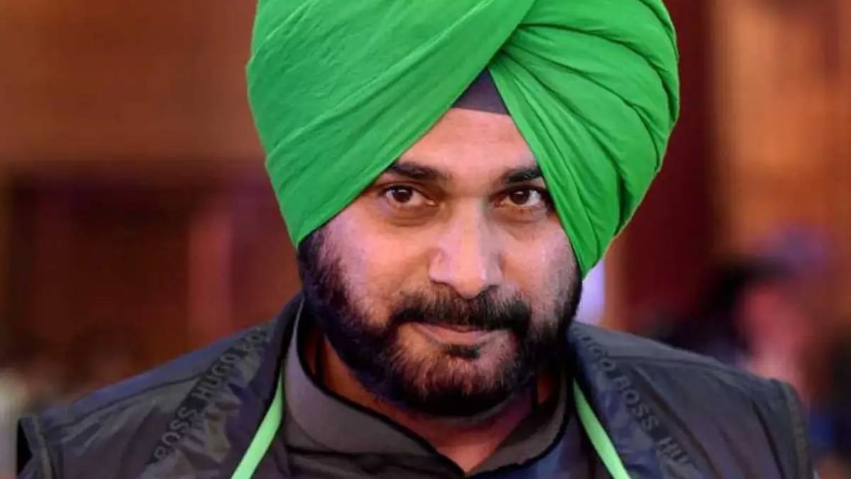 Navjot Singh Sidhu Brought To Rajindra Hospital In Patiala For Medical Examination