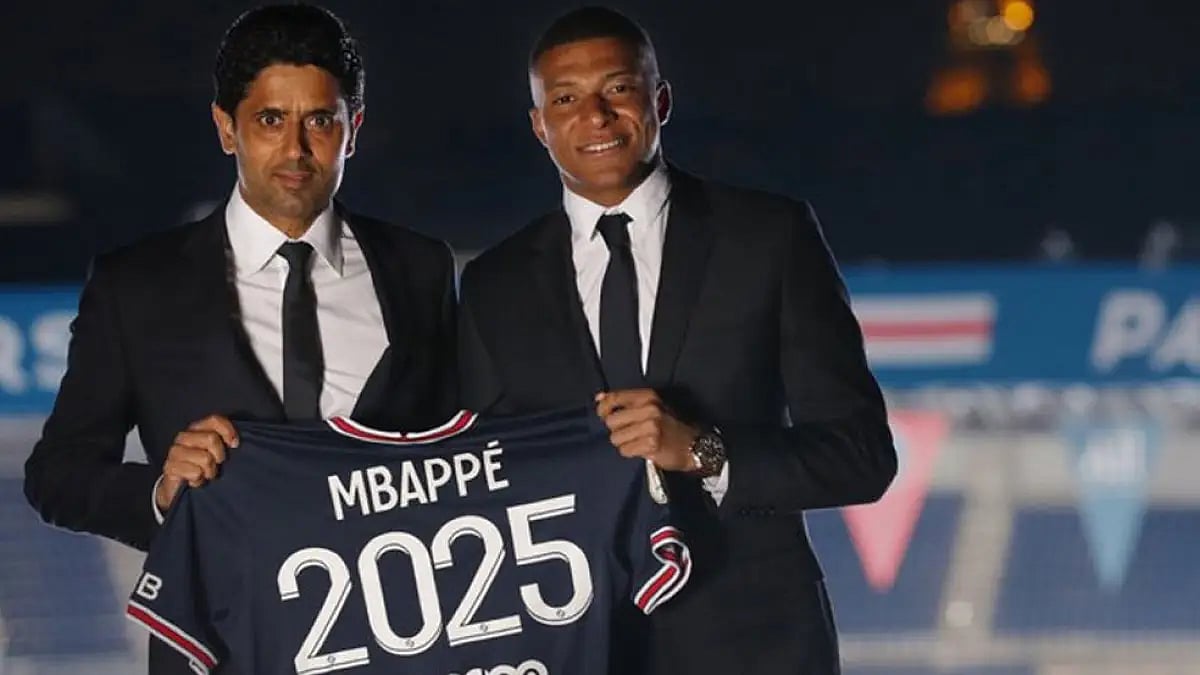 PSG president Nasser Al-Khelaifi with Kylian Mbappe. 