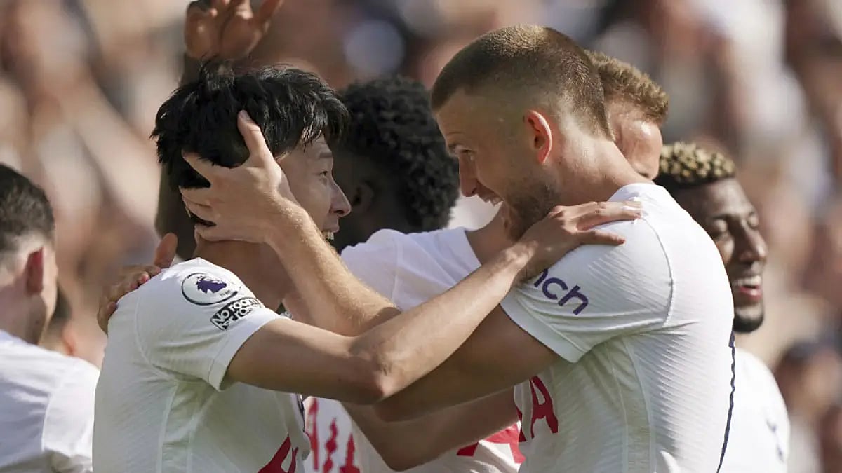 Son Heung-min, left, and Mohamed Salah finished the English Premier League season tied as the top scorers with 23 goals.