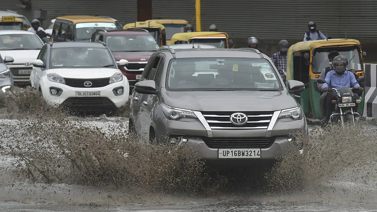 Heavy Rain, Thunderstorm Lead To Traffic Snarls In Delhi-NCR