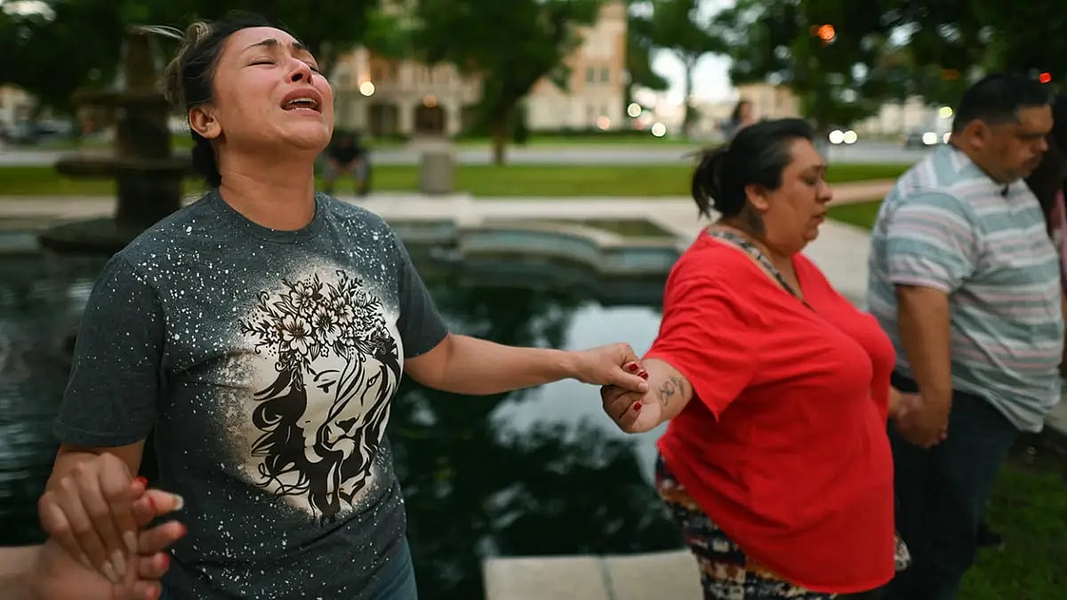 Texas Shooting: Gunman Kills Nearly 18 Children In One Of The Worst US School Attacks