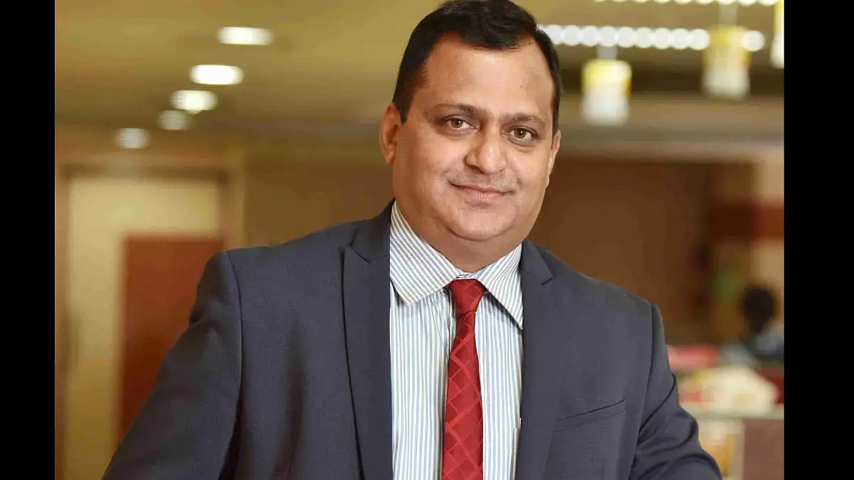 Mr. Nityanand Prabhu, Executive Director & Business Head, LIC Mutual Fund