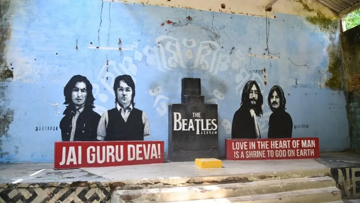Murals at the wall of Artist hall, Beatles Bungalow, Rishikesh.
