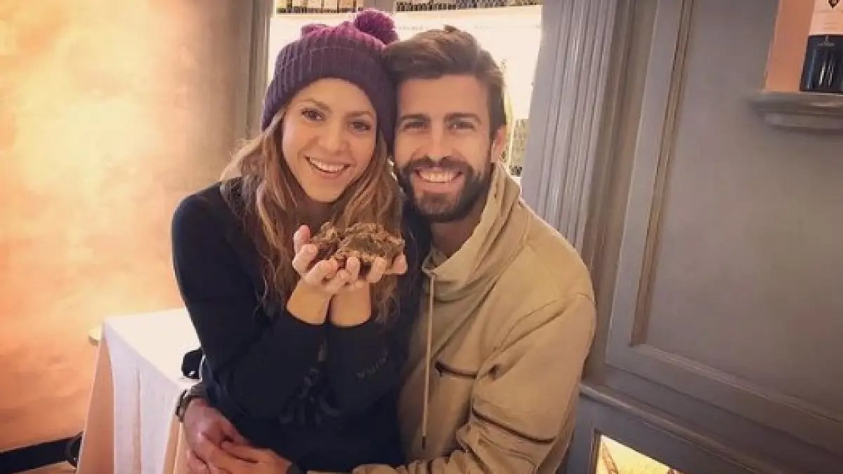 Shakira Announces Break Up With Gerard Pique