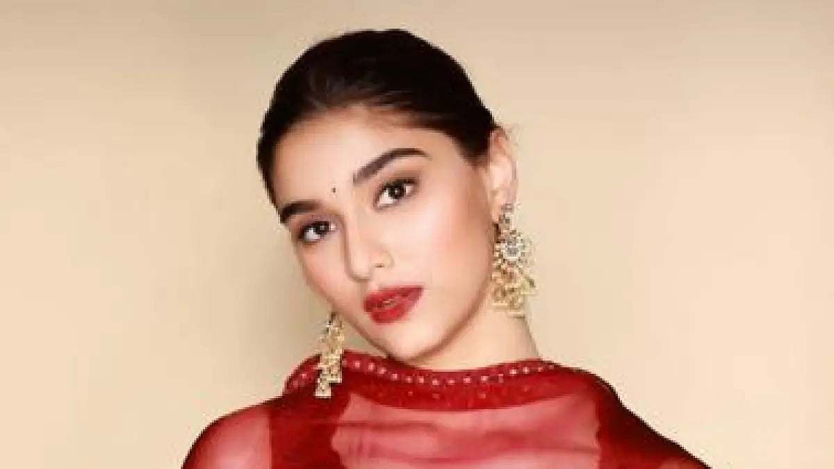 Saiee Manjrekar
