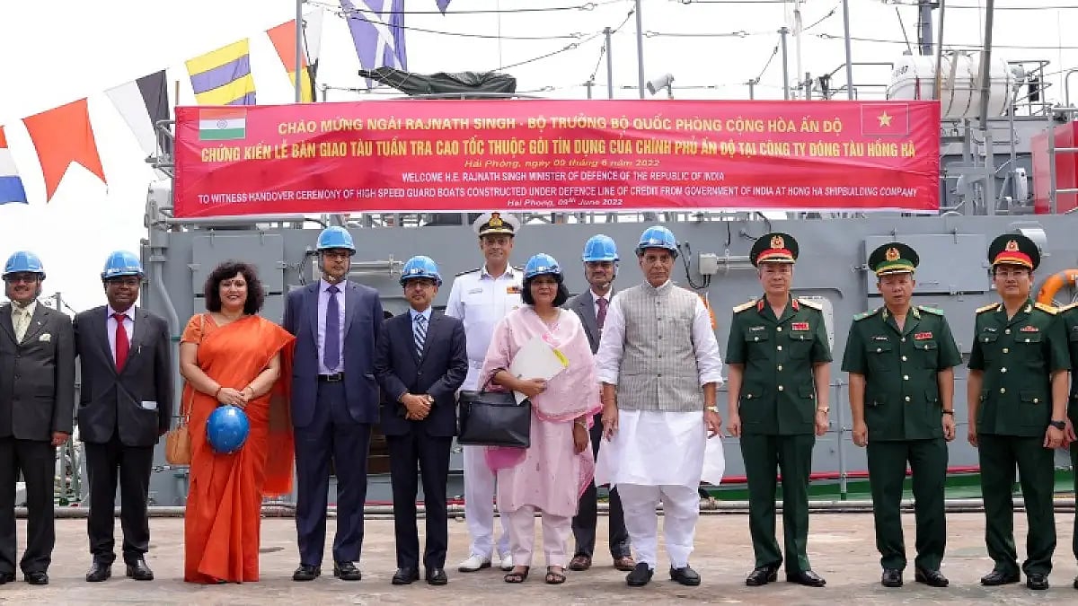 The Union Minister for Defence, Shri Rajnath Singh handing over 12 High Speed Guard Boats to Vietnam