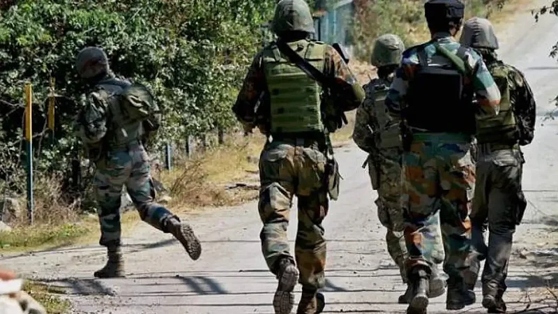 J&K: Security Forces Neutralize 3 LeT Militants In Overnight Encounter In Pulwama
