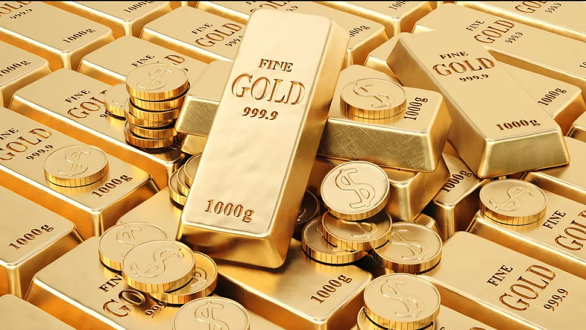 Gold Lower By Rs 133; Silver Drops Rs 664