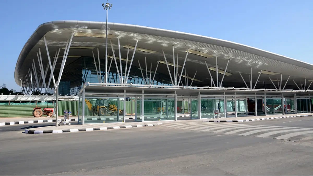 The survey evaluates consumer experience across airport service and key performance factors