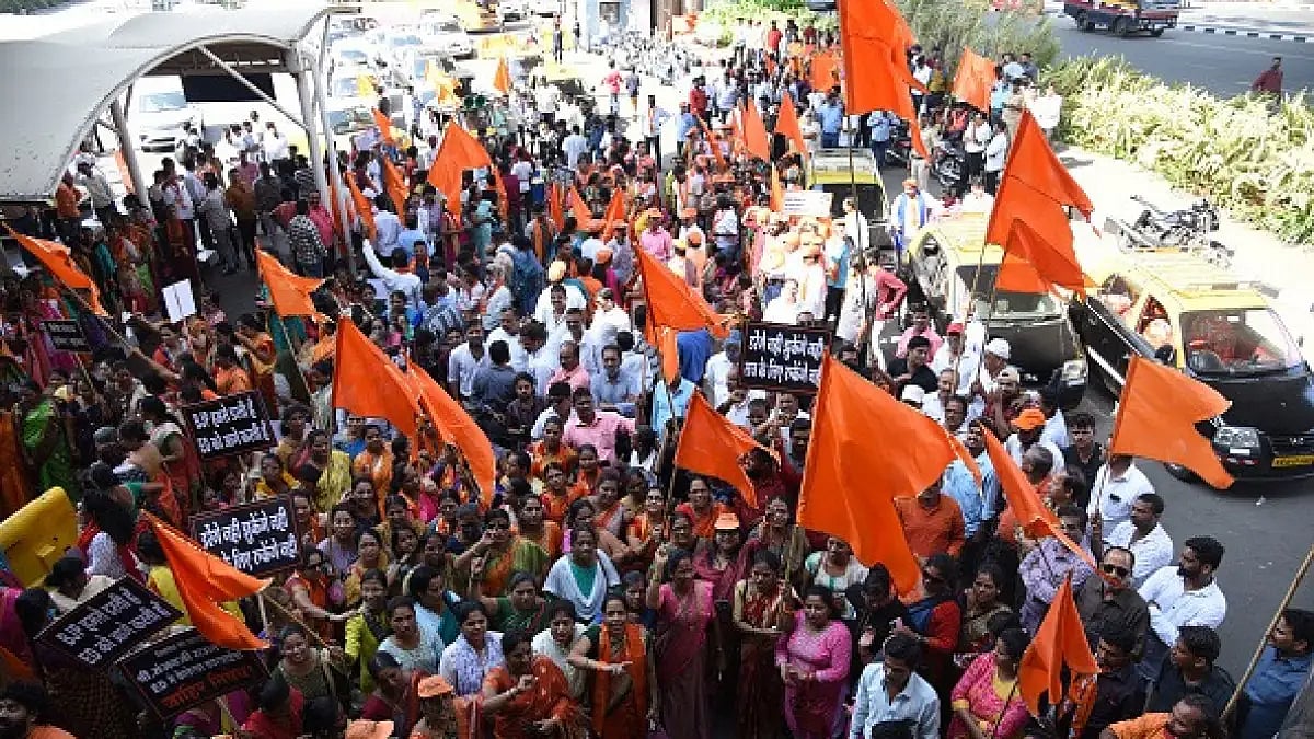 Shiv Sena Calls All Maharashtra MLAs Meeting In Mumbai, Rebel Eknath Shinde Says Its Legally Invalid