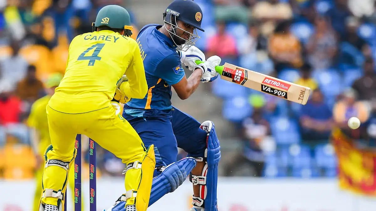 Sri Lanka have made three changes in the fifth and final T20 against Australia.