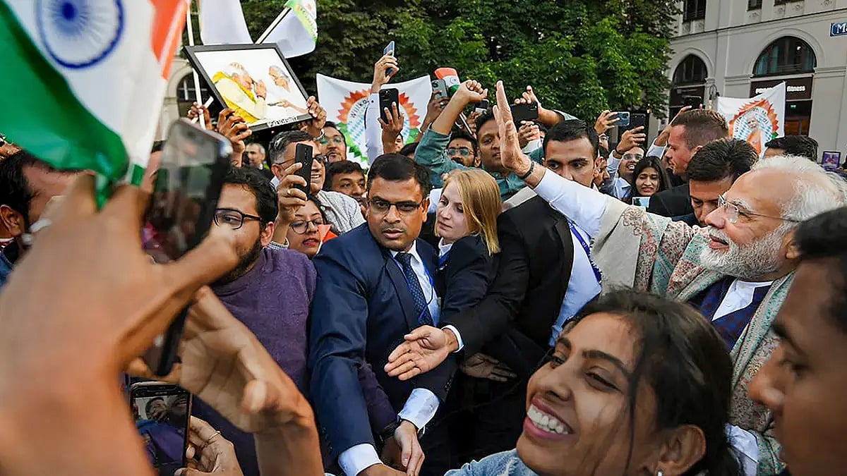 Gulabi Meenakari, Black Pottery, Ittar, Kashmiri Carpet Among PM Modi's Gifts For World Leaders At G7 Meet