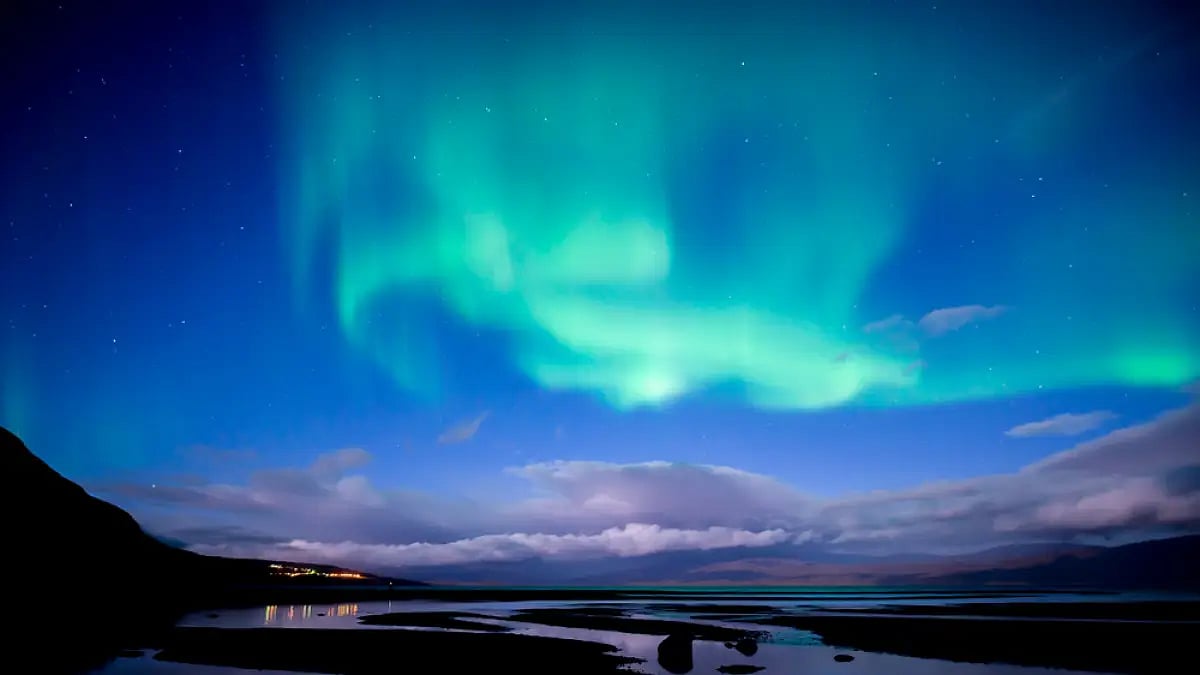 One such rare view is ‘moonbows’ also known as lunar rainbows and lunar halos