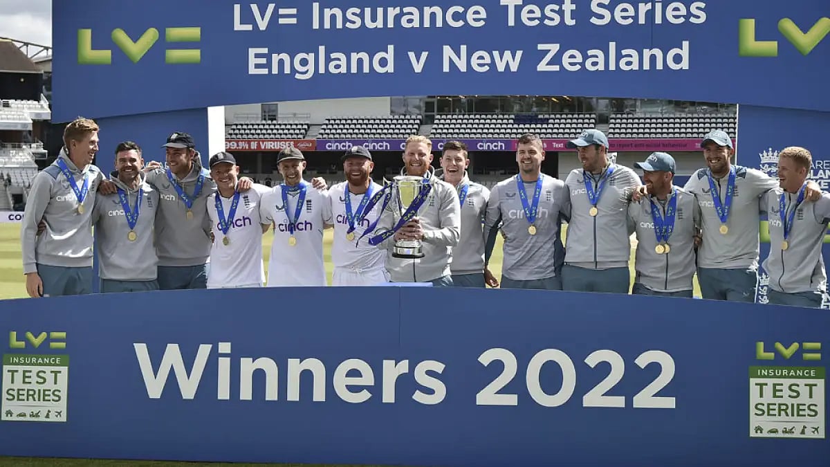England players pose with the trophy after beating New Zealand at Headingley, Leeds, June 27, 2022.
