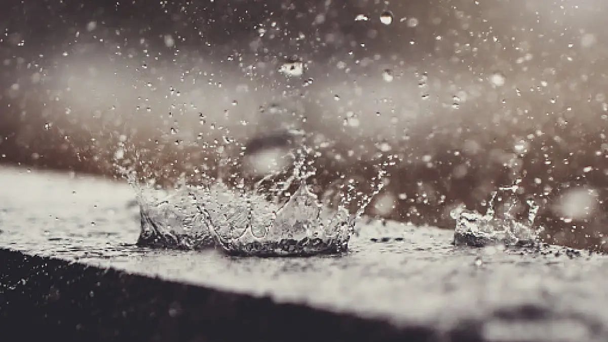Love in times of monsoon.
