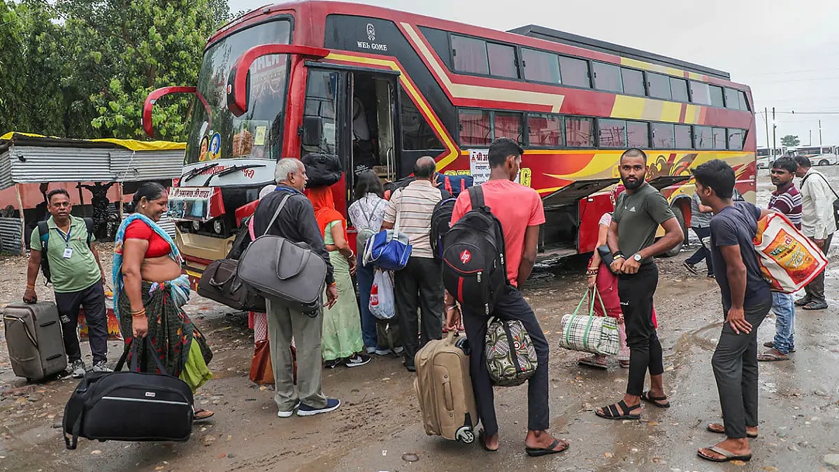 Half Of The Amarnath Pilgrims Return Due To Highway Closure