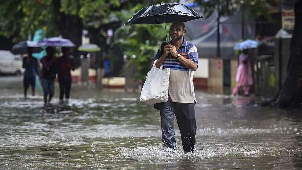 Mumbai Receives Showers After Gap Of Fortnight