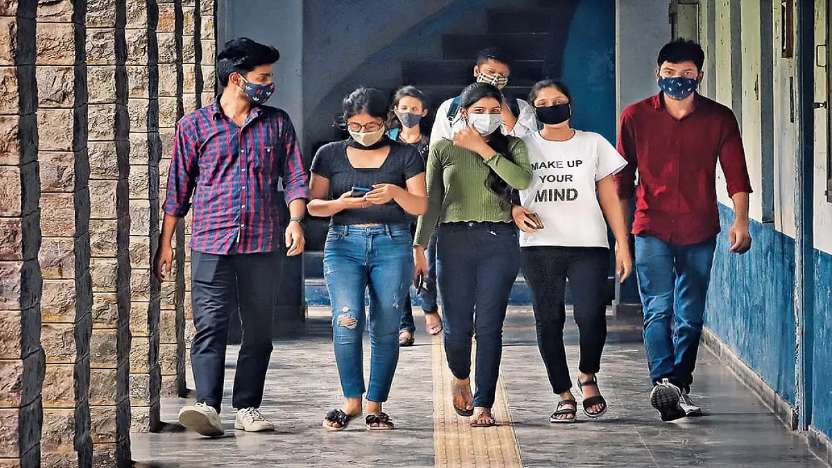 Delhi University To Study Provisions Related To Student-Teacher Ratio After Drop In NIRF Ranking