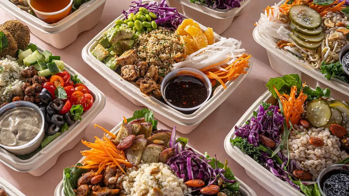These salad boxes make for the perfect takeaways