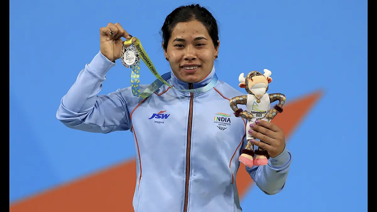 PM Modi Congratulates Bindyarani Devi For Winning Silver Medal At Commonwealth Games