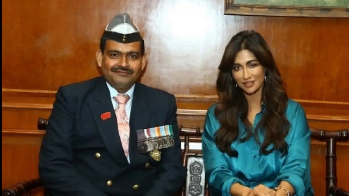Param Vir Chakra awardee Subedar Yogender Yadav with Chitrangda Singh