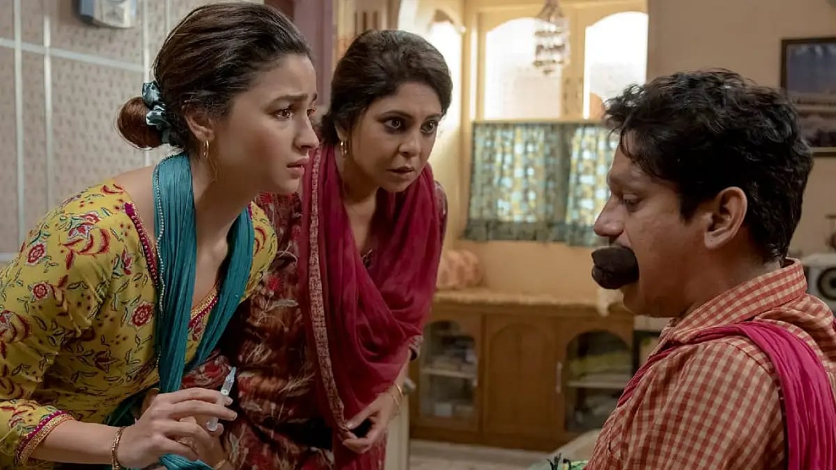 Alia Bhatt, Shefali Shah And Vijay Varma In A Still From Darlings