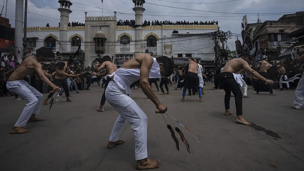 In Pictures: Ashoura Processions During Muharram