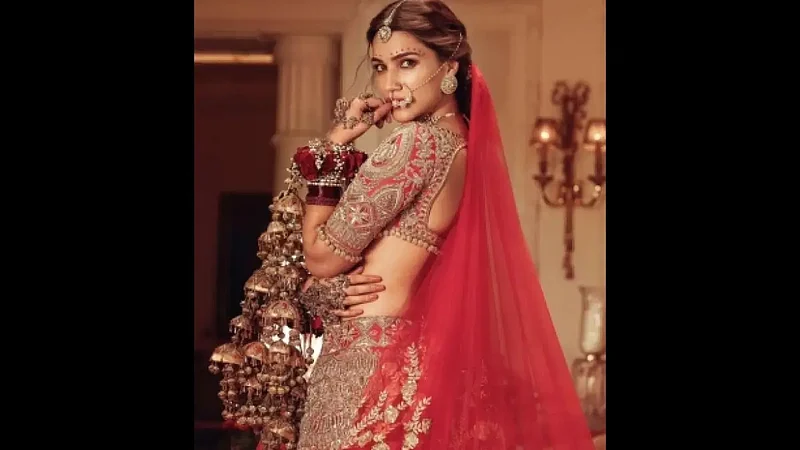 Kriti Sanon Wants Vijay Devarakonda, Kartik Aaryan, Ryan Gosling At Her Swayamwar
