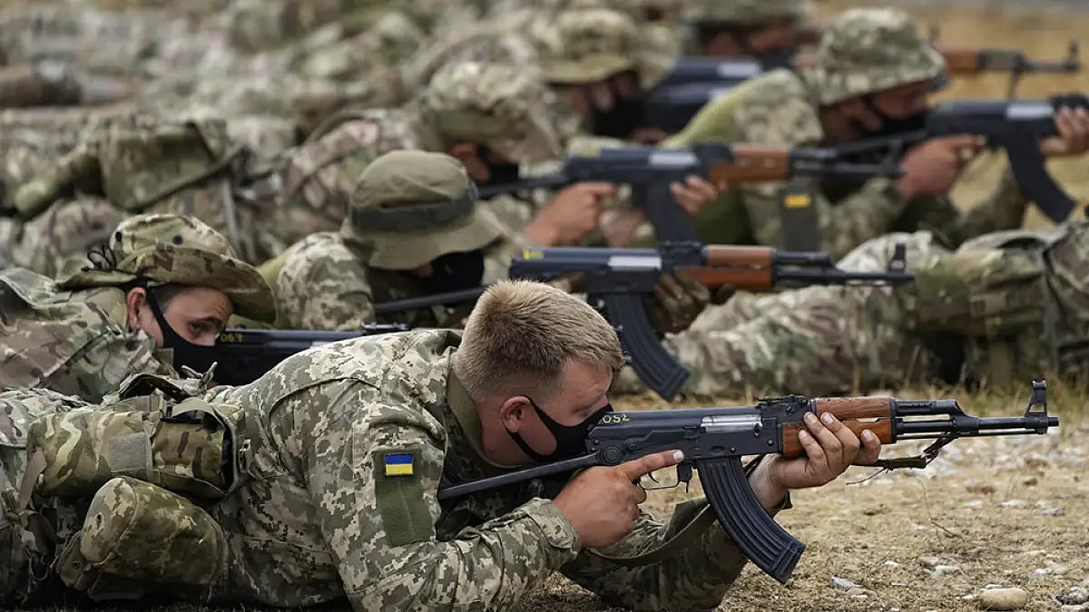 Ukrainian Recruits Get UK Training - null