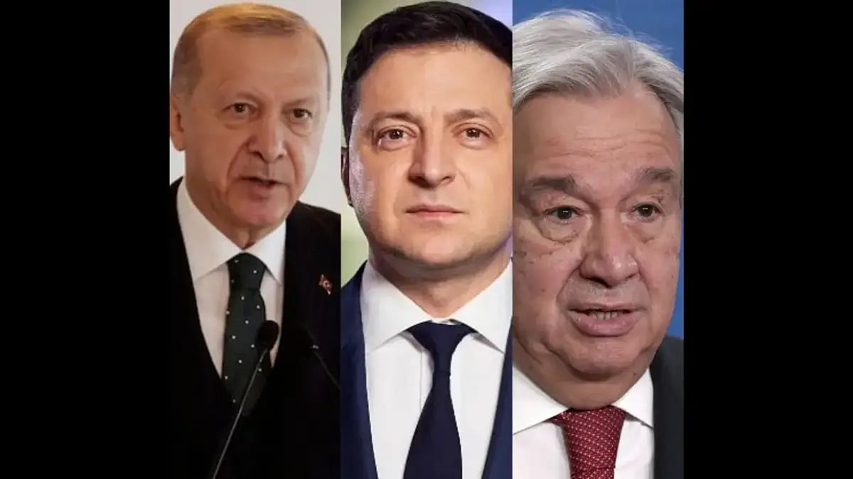 President Zelinskyy (centre), UN Secretary-General Antonio Guterres (right) and Turkish President Re