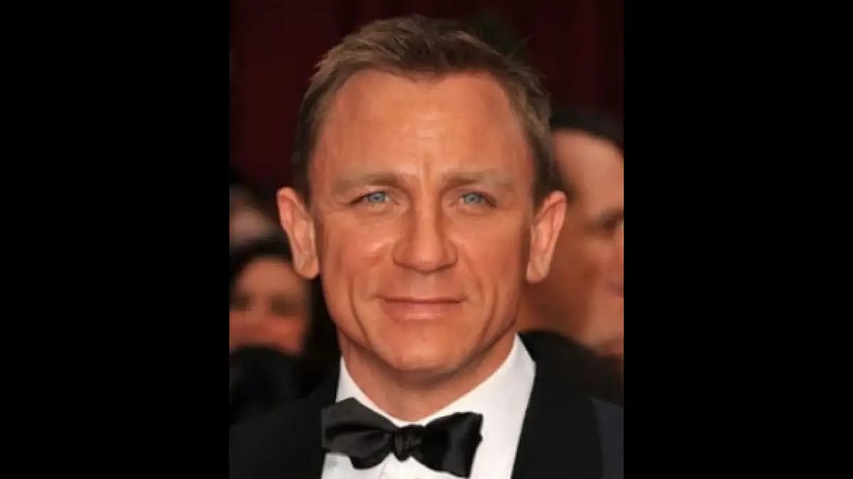 Daniel Craig