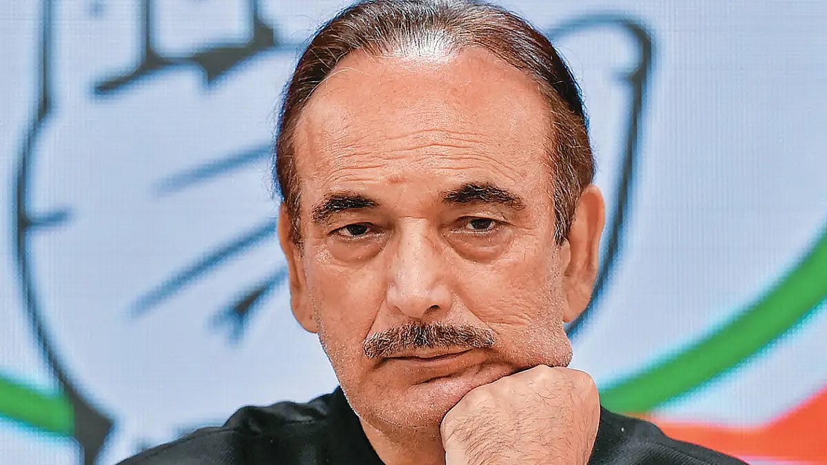 Turncoat Ghulam Nabi Azad