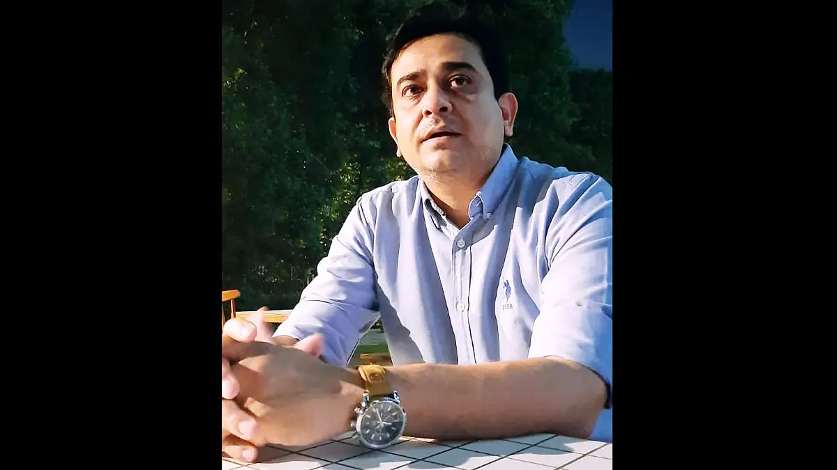 Himanshoo A Pathak