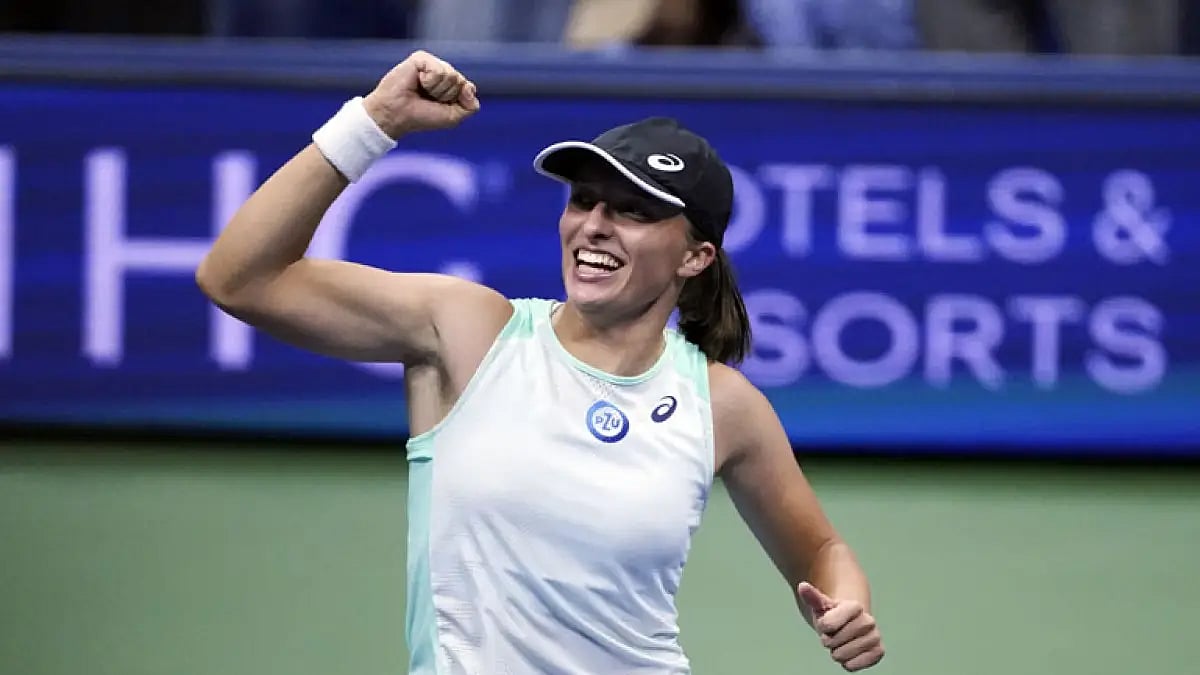Iga Swiatek is currently the number one ranked Women's Tennis player.