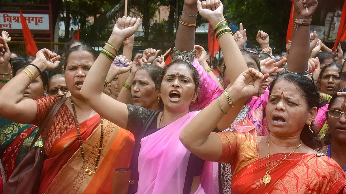 Anganwadi workers protest in Thane 