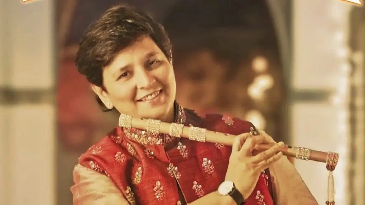 Falguni Pathak In 'Vasaladi'