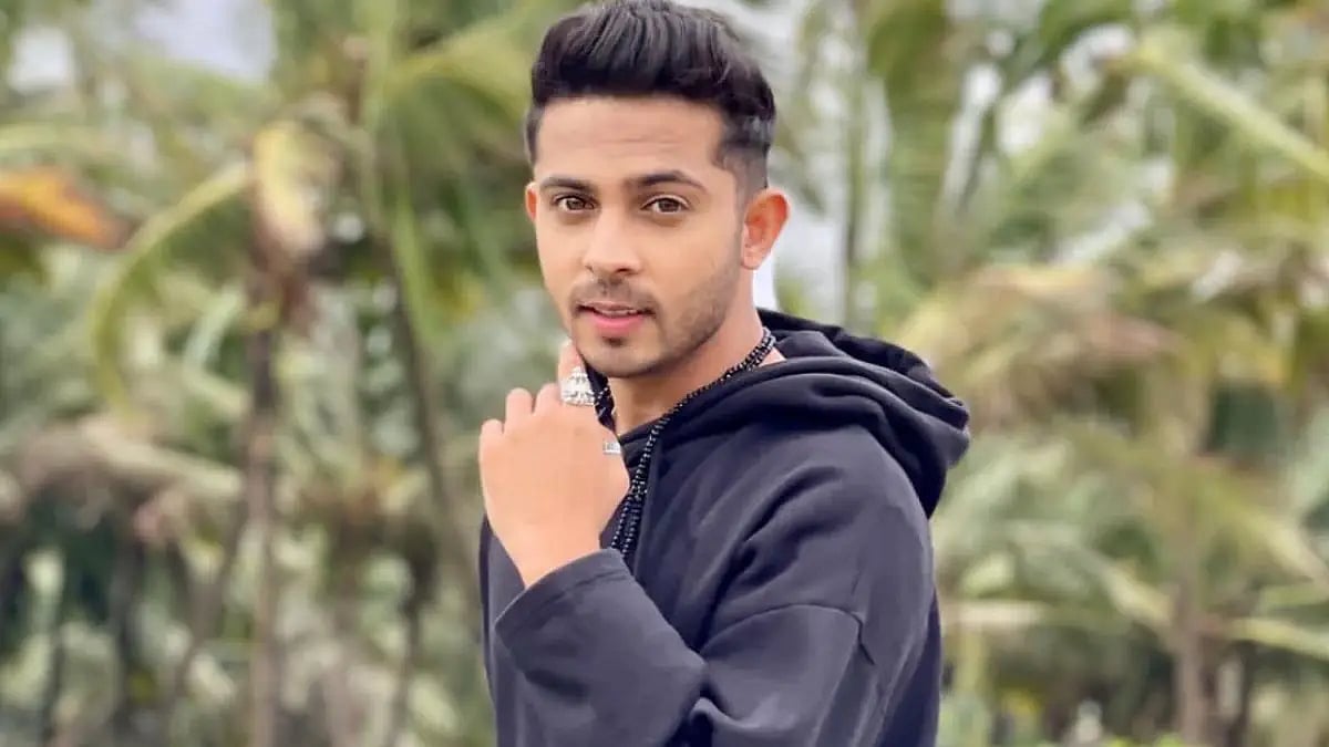 Instagram : Sagar Parekh